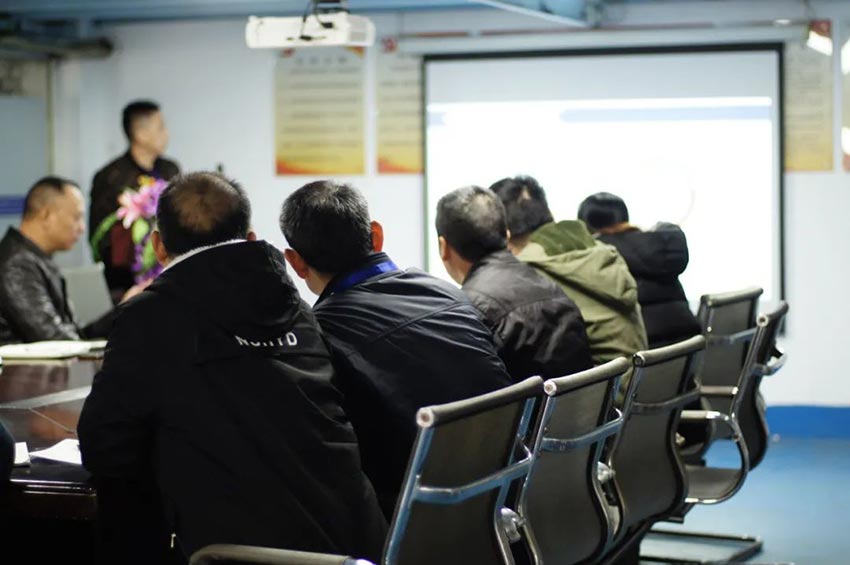 萬達(dá)業(yè)研發(fā)、生產(chǎn)2020年度工作總結(jié)暨2021年度工作計(jì)劃專題會(huì)議